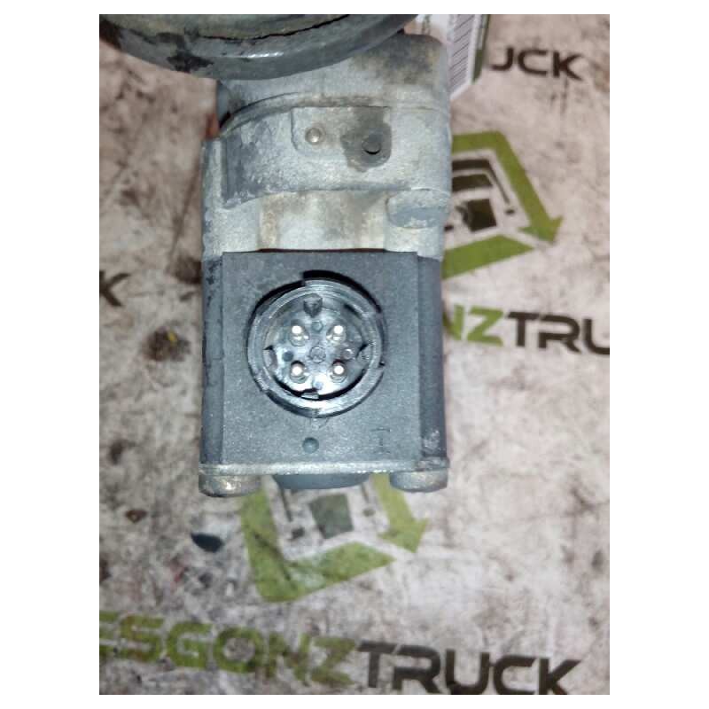 Recambio de valvula aire para renault trucks premium distribution 340.18d (339cv) referencia OEM IAM 4729000530 1700 VALVULA CON 4