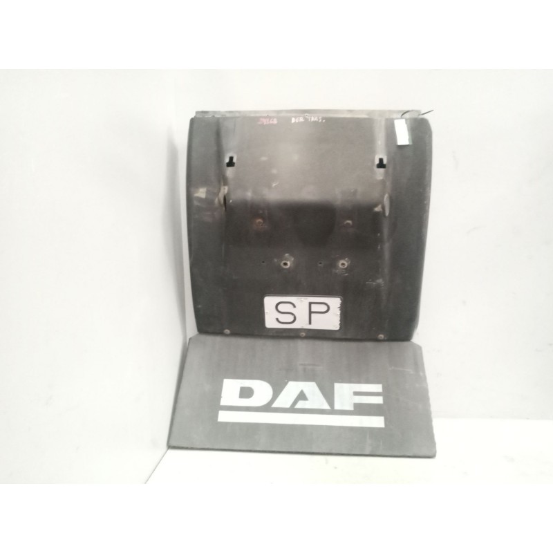 Recambio de guardabarros trasero derecho para daf serie xf105.xxx 12.9 diesel referencia OEM IAM 1389562  