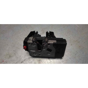Recambio de cerradura puerta trasera derecha para opel zafira a comfort referencia OEM IAM 24414135  