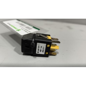 Recambio de interruptor para daf serie xf105.xxx 12.9 diesel referencia OEM IAM 1697144  