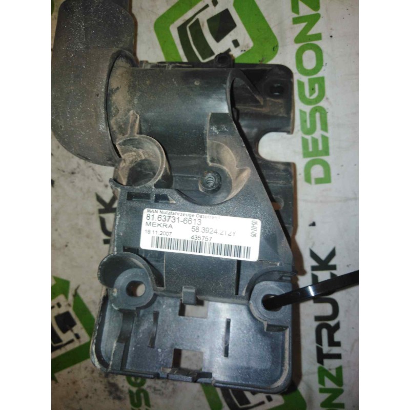 Recambio de brazo retrovisor izquierdo para man tg - l 12.180 4.6 diesel (d 0834) referencia OEM IAM - Amarillo 2