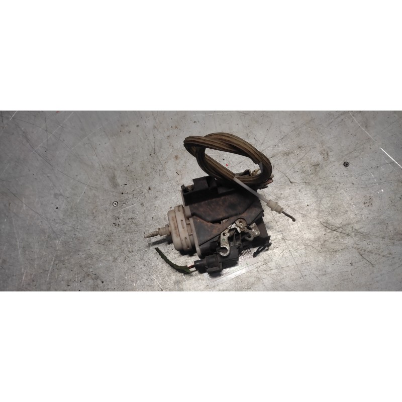 Recambio de cerradura puerta delantera derecha para audi a4 avant (b5) 1.9 tdi referencia OEM IAM 2