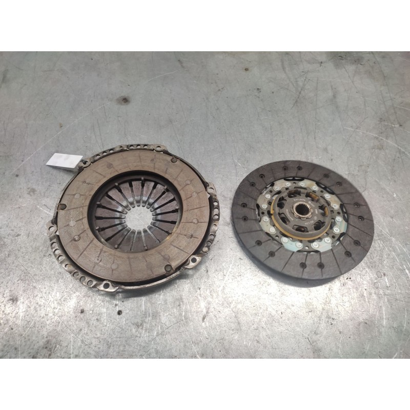 Recambio de kit embrague para audi a4 b5 avant (8d5) 1.9 tdi referencia OEM IAM 2