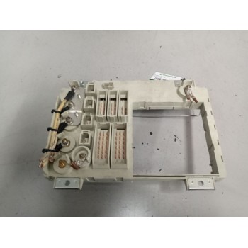 Recambio de caja reles / fusibles para man tg-m 12.xxx 12.280 fg c (compact) referencia OEM IAM 81254446074  