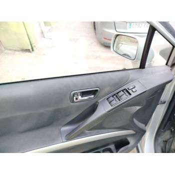 toyota corolla verso (r1) del año 2005