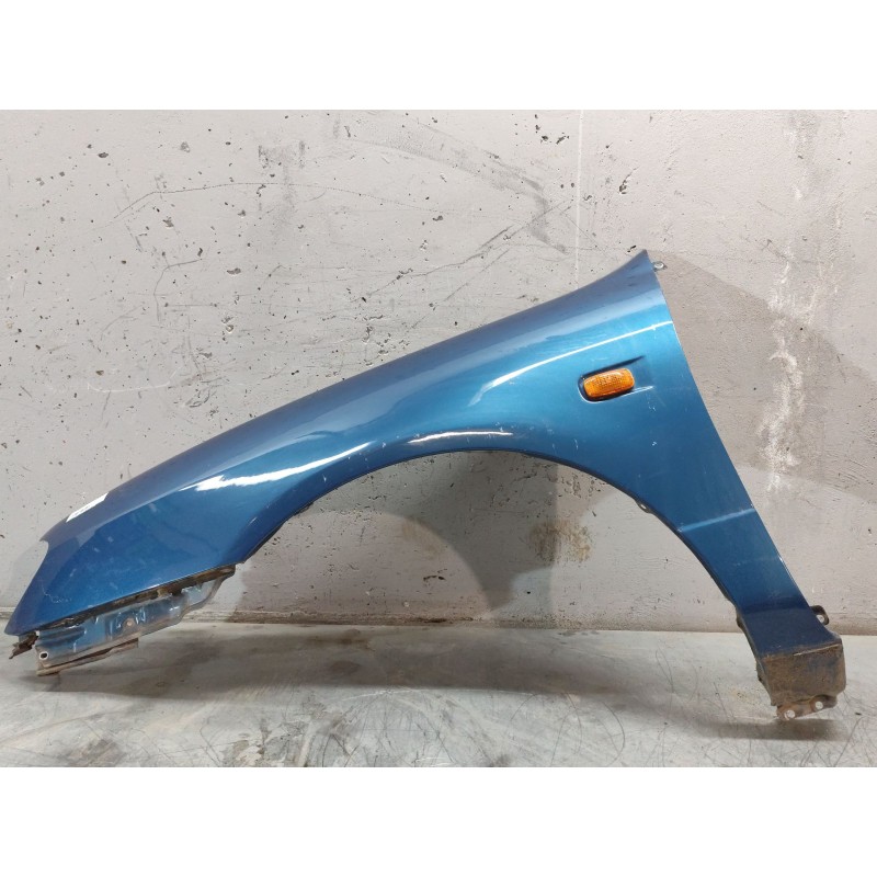 Recambio de aleta delantera izquierda para nissan primera (p11) 1.8 16v referencia OEM IAM   