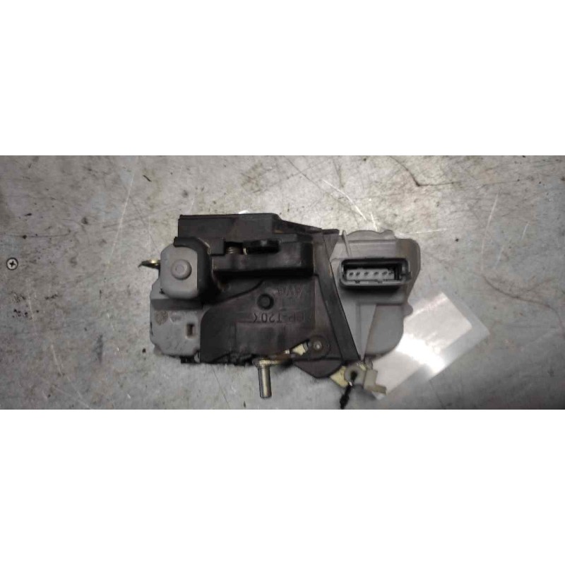 Recambio de cerradura puerta delantera izquierda para citroën xsara picasso 2.0 hdi referencia OEM IAM 2