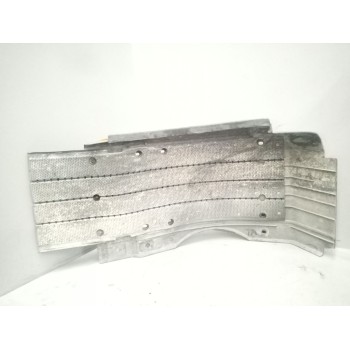 Recambio de guardabarros delantero derecho para iveco stralis (as) 12.9 diesel referencia OEM IAM 504138503  
