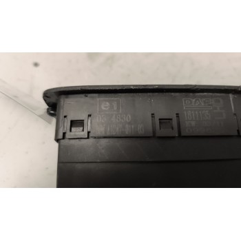 Recambio de mando elevalunas delantero izquierdo para daf serie xf105.xxx 12.9 diesel referencia OEM IAM 1811135  
