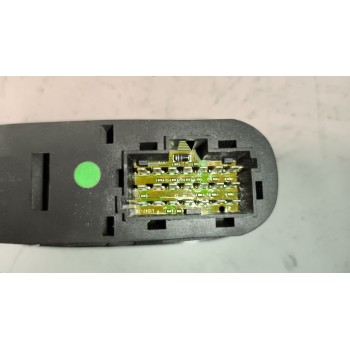 Recambio de mando elevalunas delantero izquierdo para daf serie xf105.xxx 12.9 diesel referencia OEM IAM 1811135  