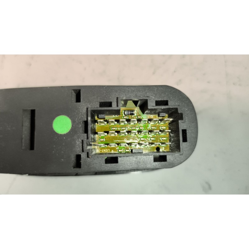 Recambio de mando elevalunas delantero izquierdo para daf serie xf105.460 12.9 diesel referencia OEM IAM 1811135 - Blanco 4