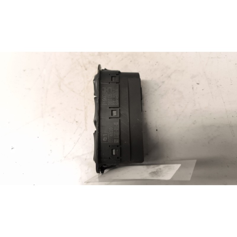 Recambio de mando elevalunas delantero izquierdo para daf serie xf105.460 12.9 diesel referencia OEM IAM 1811135 - Blanco 7