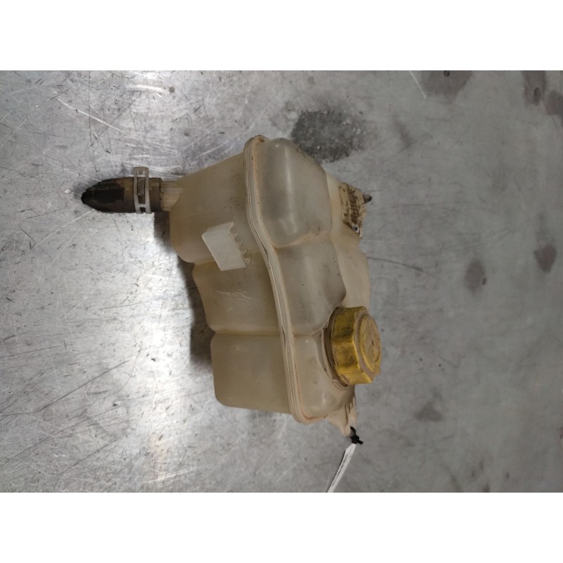 Recambio de deposito expansion para ford fiesta (cbk) ambiente referencia OEM IAM 2S6H8K218AF  