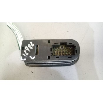 Recambio de mando elevalunas delantero izquierdo para daf serie xf105.xxx 12.9 diesel referencia OEM IAM 1811135  