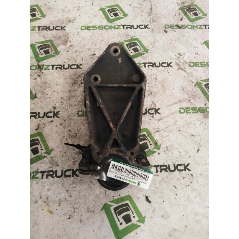 Recambio de soporte guardabarros trasero para daf serie 95 xf .xxx 12.6 diesel referencia OEM IAM 2050044  