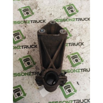 Recambio de soporte guardabarros trasero para daf serie 95 xf .xxx 12.6 diesel referencia OEM IAM 2050044  
