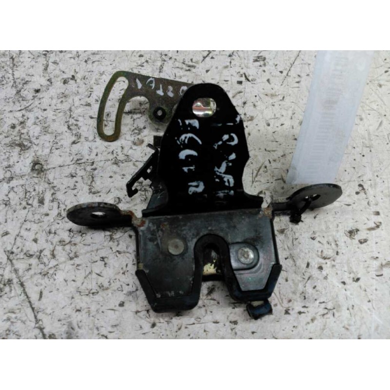 Recambio de cerradura maletero / porton para ford escort berlina/turnier bravo lim. referencia OEM IAM  PORTÓN 2