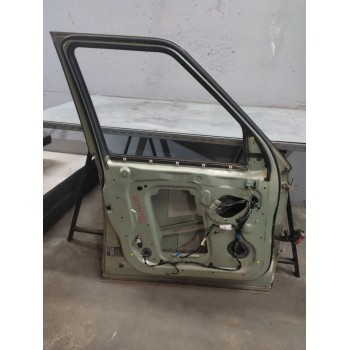 Recambio de puerta delantera izquierda para land rover discovery v6 td se referencia OEM IAM   