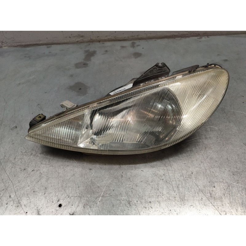 Recambio de faro izquierdo para peugeot 206 hatchback (2a/c) 1.4 i referencia OEM IAM   