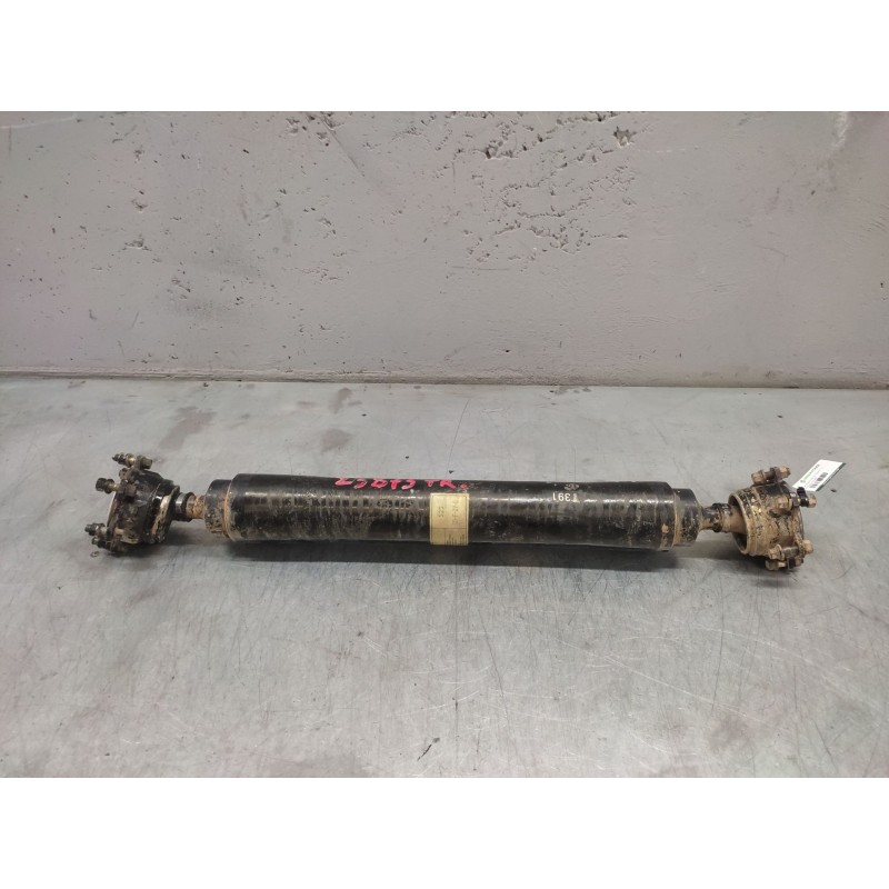 Recambio de transmision central trasera para mitsubishi pajero referencia OEM IAM  80 CM 