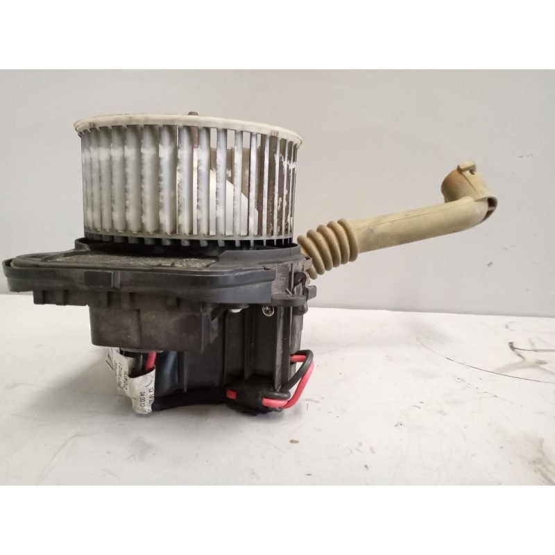 Recambio de motor calefaccion para volvo fh 500 referencia OEM IAM 84479335 - Blanco 2