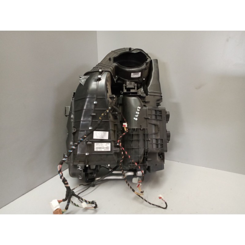 Recambio de calefaccion entera normal para volvo fh 500 referencia OEM IAM 82464929 82379422 84476105 - Blanco 2