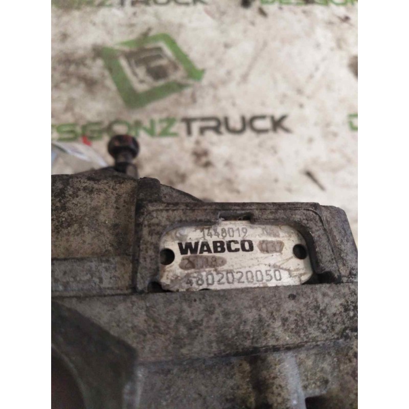 Recambio de valvula aire para daf serie 95 xf .480 12.6 diesel referencia OEM IAM 1448019 4802020050 - Blanco 2