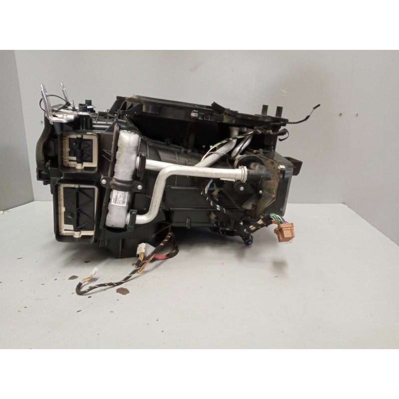 Recambio de calefaccion entera normal para volvo fh 500 referencia OEM IAM 82464929 82379422 84476105 - Blanco 5
