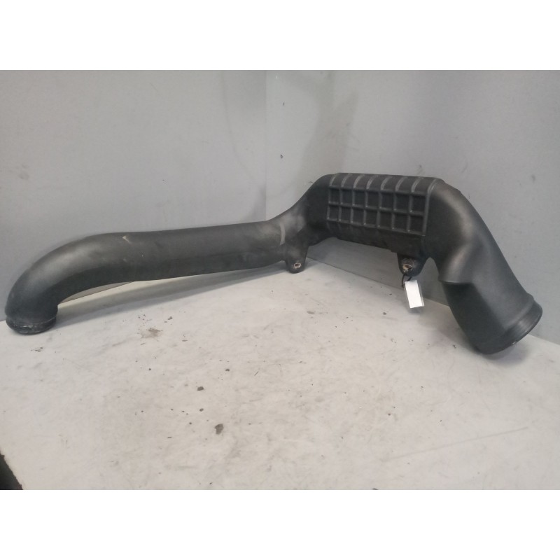 Recambio de tubo admision para renault d 18 wide referencia OEM IAM 21886226 - Blanco 3