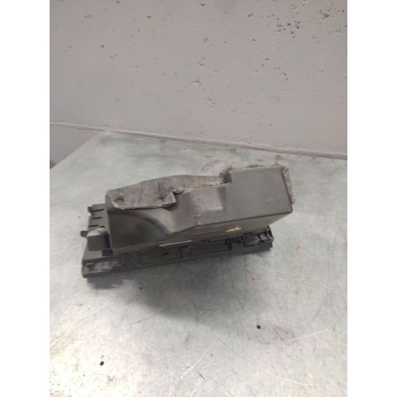 Recambio de guantera para peugeot 308 confort referencia OEM IAM - Negro 2
