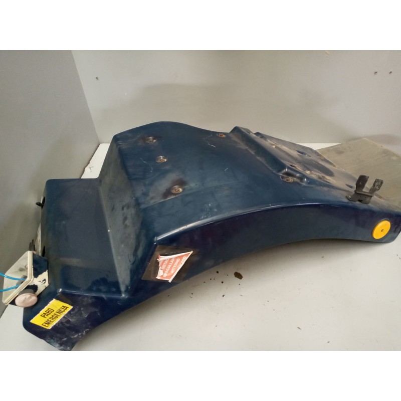 Recambio de guardabarros delantero izquierdo para mercedes-benz axor 3-ejes 25/26t 2004  6.4 diesel (om 906 la) referencia OEM I 4