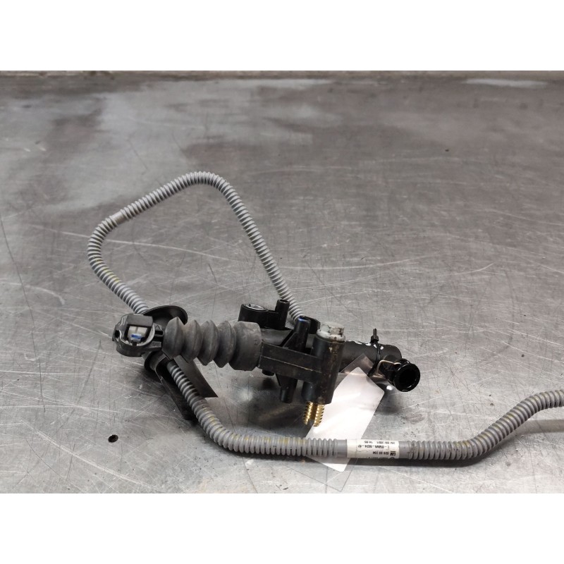 Recambio de bomba embrague para renault trafic iii furgoneta (fg_) 2.0 dci 120 (fgmn) referencia OEM IAM 93463272 - Blanco 3