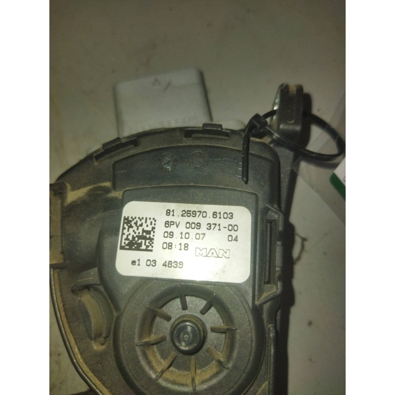 Recambio de pedal acelerador para man tg - a 18.440 10.5 diesel referencia OEM IAM 81259706103 - Amarillo 3