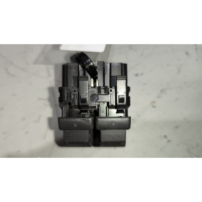 Recambio de mando elevalunas delantero izquierdo para renault master iii caja/chasis (ev, hv, uv) 2.3 dci 135 rwd (hv0n, uv0n) r - Blanco 2