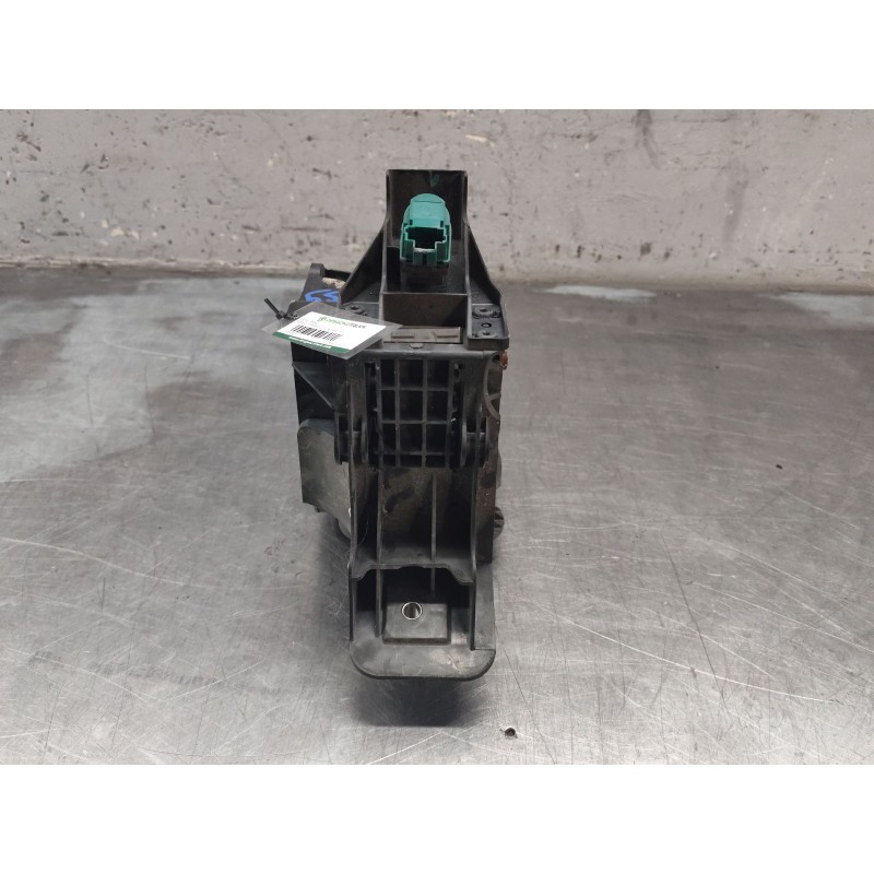 Recambio de pedal freno para renault trafic iii furgoneta (fg_) 2.0 dci 120 (fgmn) referencia OEM IAM 465016415R - Blanco 4