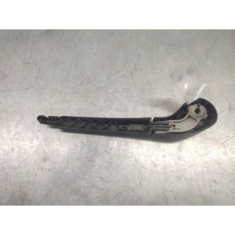 Recambio de brazo limpia trasero para ford focus lim. (cb8) titanium referencia OEM IAM - Plata 2