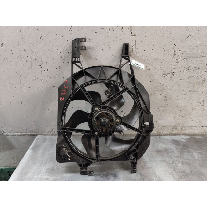 Recambio de electroventilador para opel vivaro a autobús (x83) 1.9 dti (f7, j7, a07) referencia OEM IAM 1831199016  