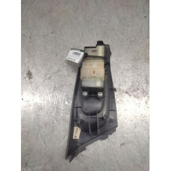 Recambio de mando elevalunas delantero izquierdo para nissan almera (n16/e) acenta referencia OEM IAM   