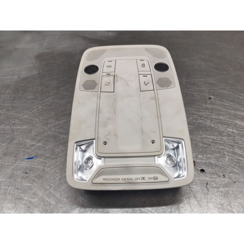 Recambio de luz interior delantera central para audi q3 (f3b) 35 tdi quattro referencia OEM IAM 31A947135CH  