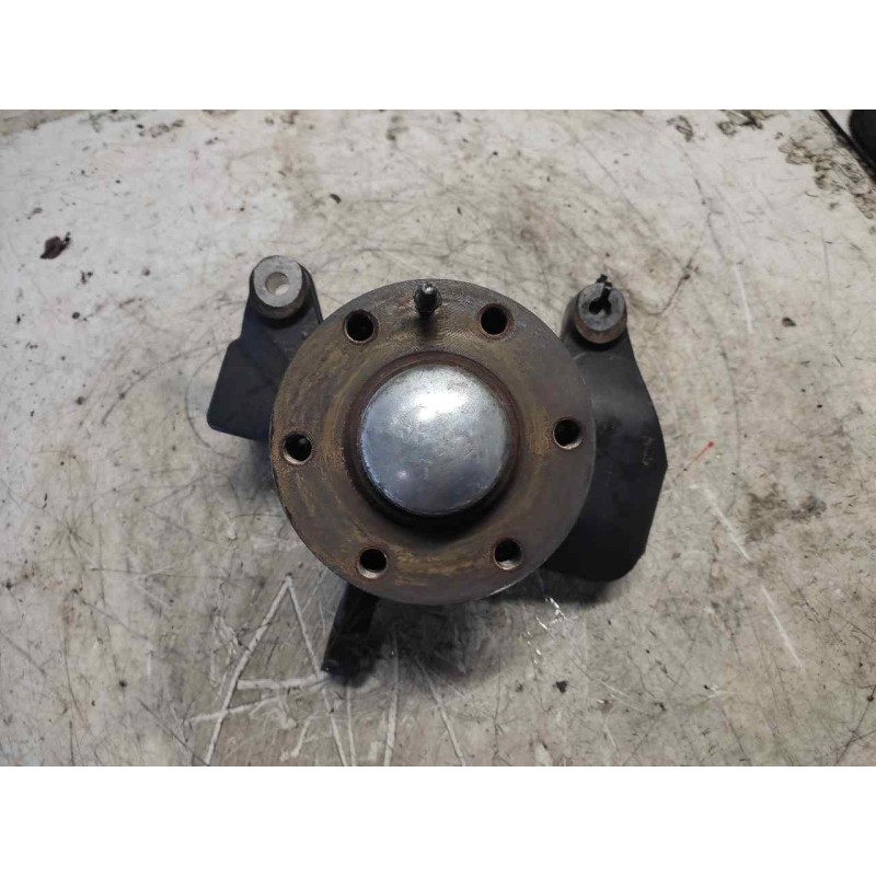 Recambio de mangueta delantera izquierda para iveco daily combi caja cerrada techo alto 29l... batalla 3000l referencia OEM IAM - Rojo