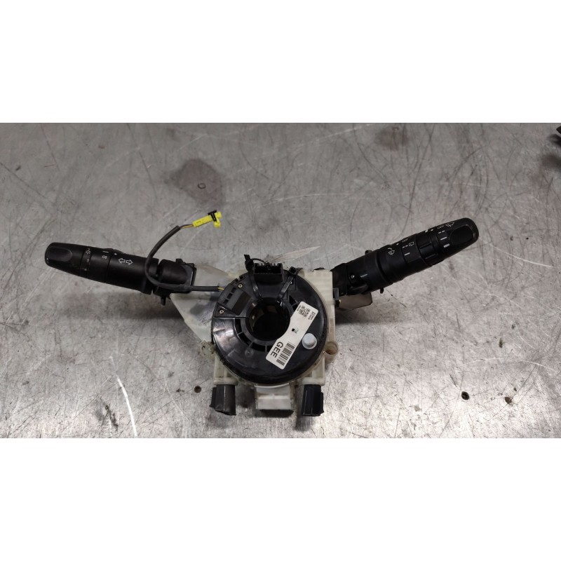 Recambio de mando multifuncion para nissan micra iii (k12) 1.2 16v referencia OEM IAM 25560  