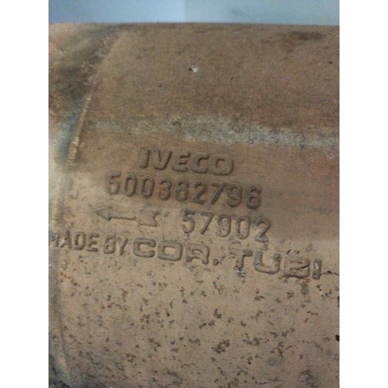 Recambio de silenciador trasero para iveco eurocargo tector 3.9 diesel referencia OEM IAM 500382796 - Blanco 2