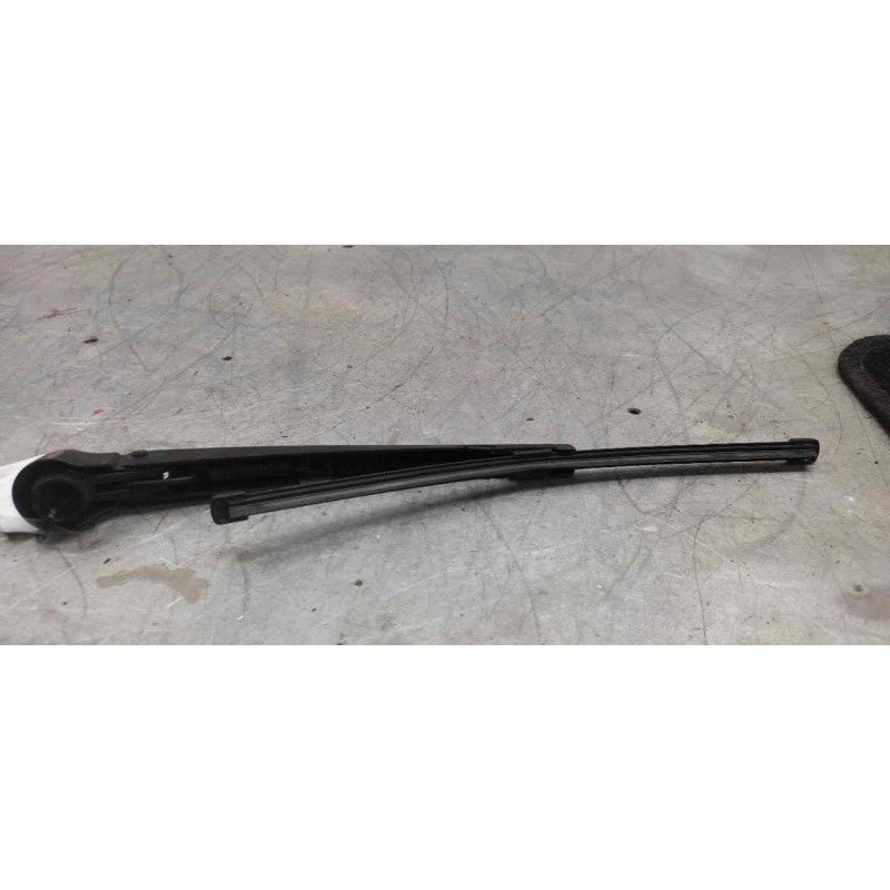 Recambio de brazo limpia trasero para mercedes-benz clase e familiar (bm 213) 1.6 cdi cat referencia OEM IAM 2