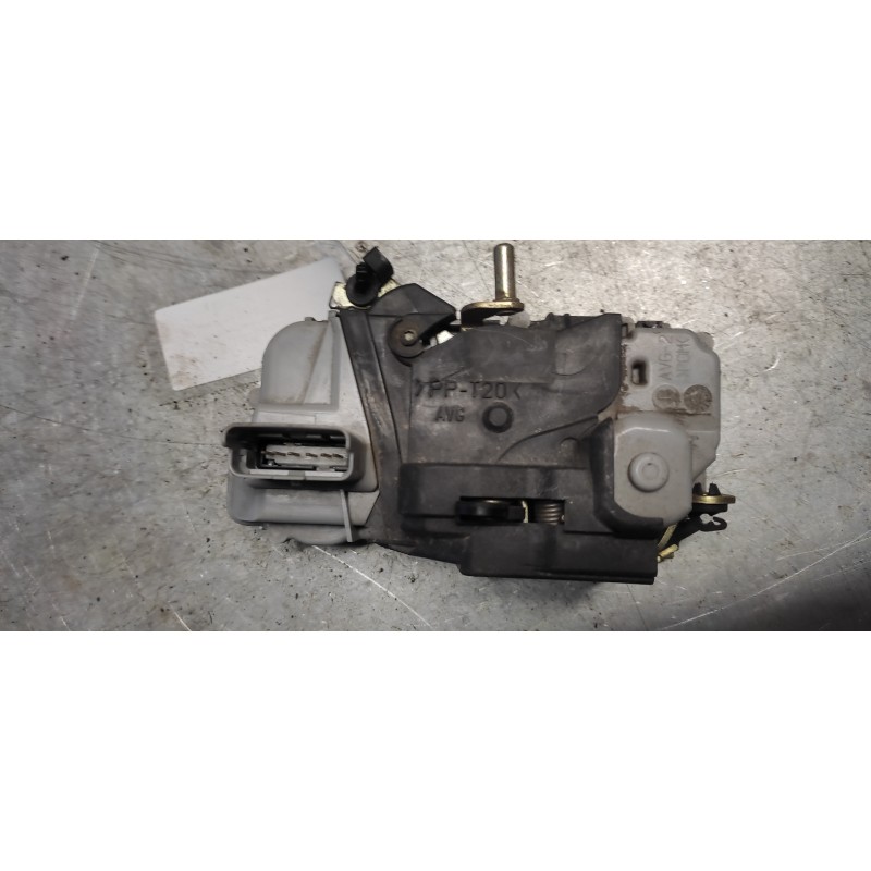 Recambio de cerradura puerta delantera izquierda para citroën xsara picasso 2.0 hdi exclusive referencia OEM IAM  6 PINS 2