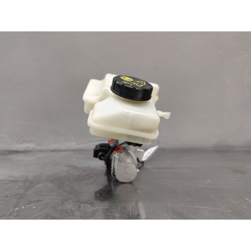 Recambio de bomba freno para audi q3 (f3b) 35 tdi quattro referencia OEM IAM 5Q1611301G - Blanco 2