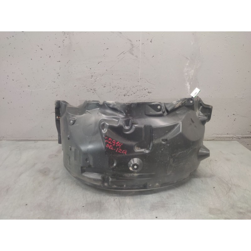Recambio de paso rueda delantero izquierdo para land rover discovery v6 td se referencia OEM IAM  DELANTERO 