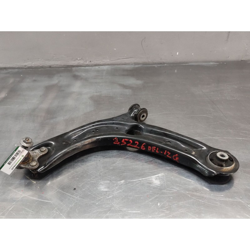 Recambio de brazo suspension inferior delantero izquierdo para audi q3 (f3b) 35 tdi quattro referencia OEM IAM   