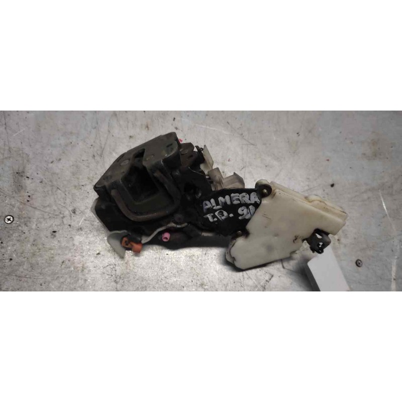 Recambio de cerradura puerta trasera derecha para nissan almera (n15) top sport (1998) referencia OEM IAM 8255261U01 2PINS 