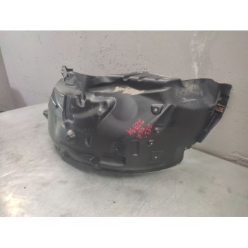 Recambio de paso rueda delantero derecho para land rover discovery v6 td se referencia OEM IAM  DELANTERO 