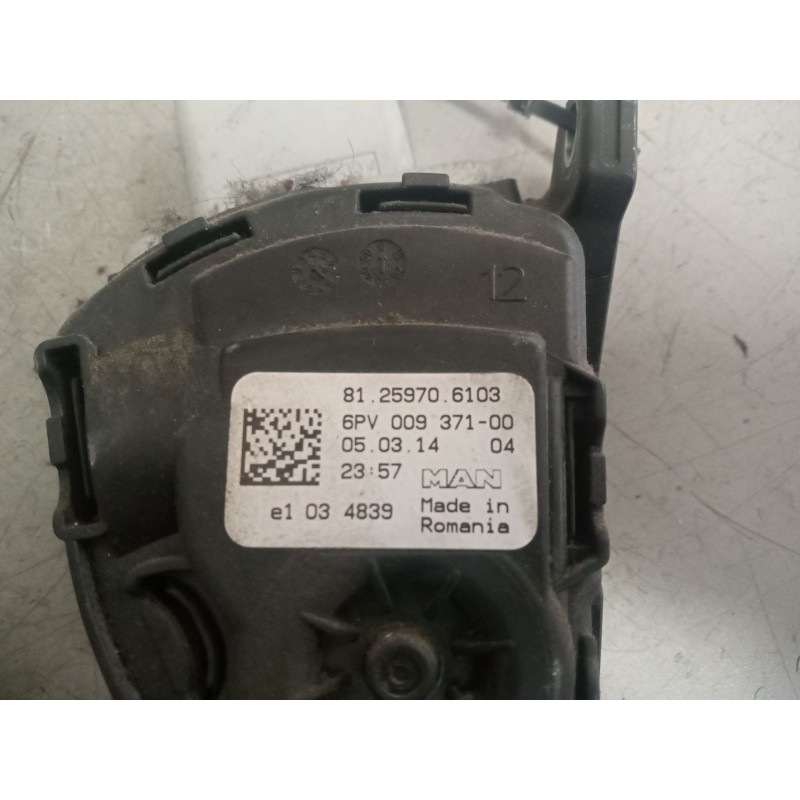 Recambio de pedal acelerador para man tgx 18.480 12.4 diesel referencia OEM IAM 81259706103 - Blanco 5